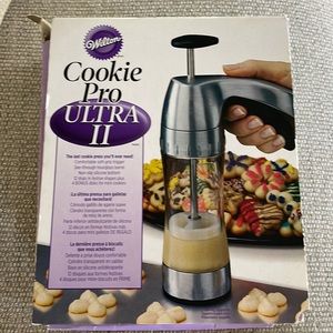 Cookie pro ulta II by Wilton